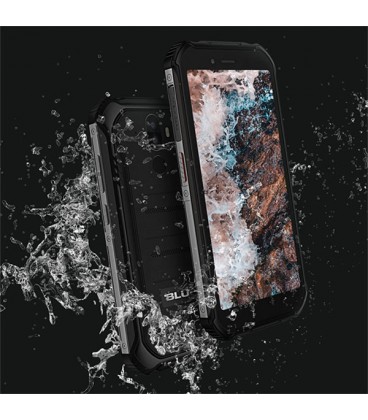 گوشی موبایل بلو مدل Tank Xtreme دو سیم کارت ظرفیت 2/32 گیگابایت