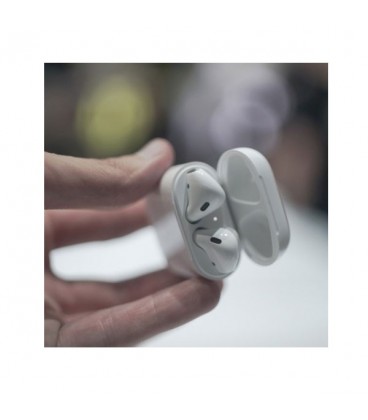 Apple AirPods Wireless Headphones