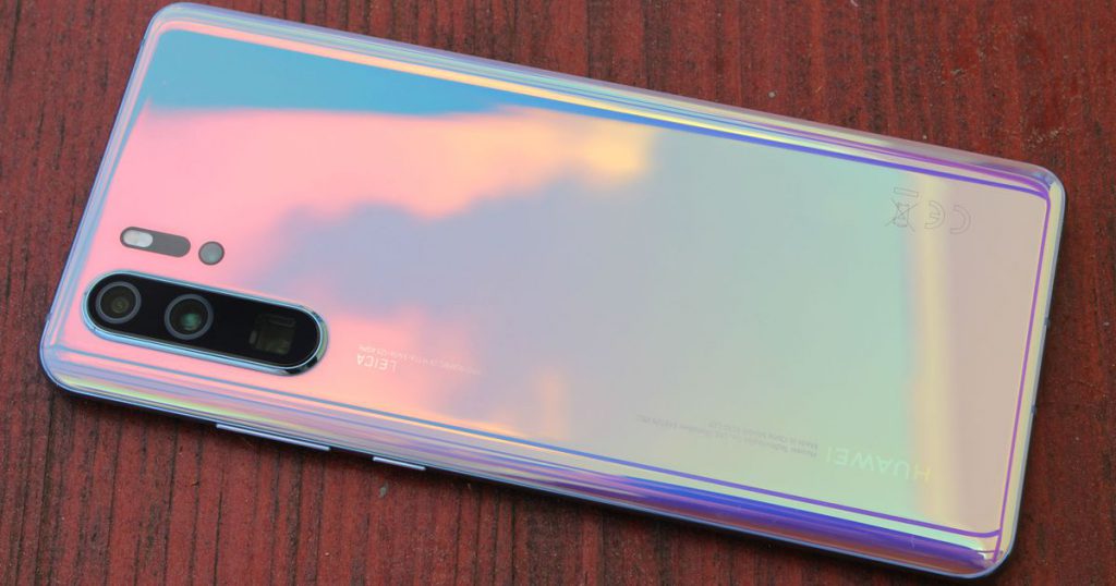 دوربین مثال زدنی Huawei P30 Pro جایگاه محکمی در لیست بهترین گوشی پرچمدار 2019 به این گوشی اختصاص داده است.