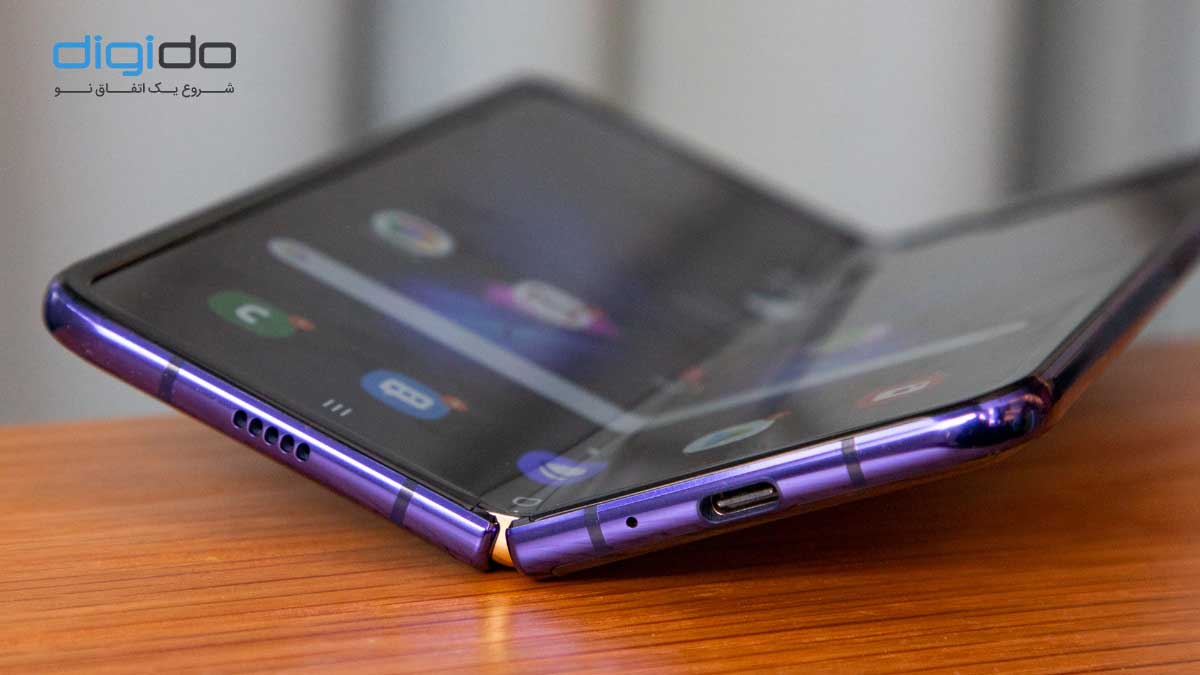 خداحافظی با تکنولوژی های قدیمی و رسیدن گوشی های تاشو