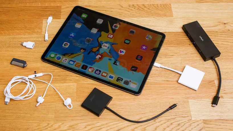 مقایسه آیپد پرو و سرفریس پرو 6 در لوازم جانبی