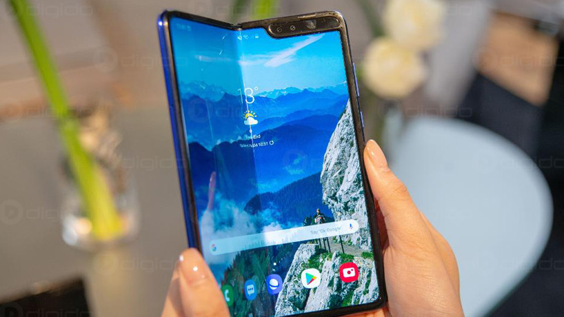 معرفی گلکسی فولد 2