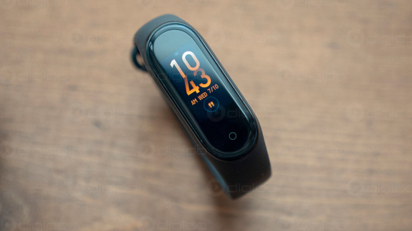 بررسی Mi Band 4