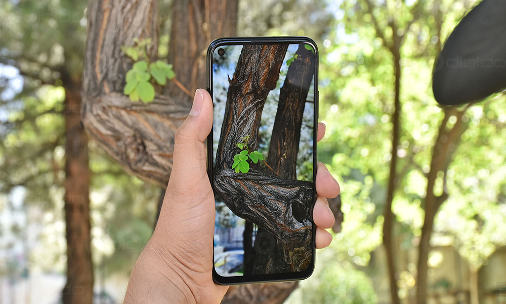 نووا 7i دوربین