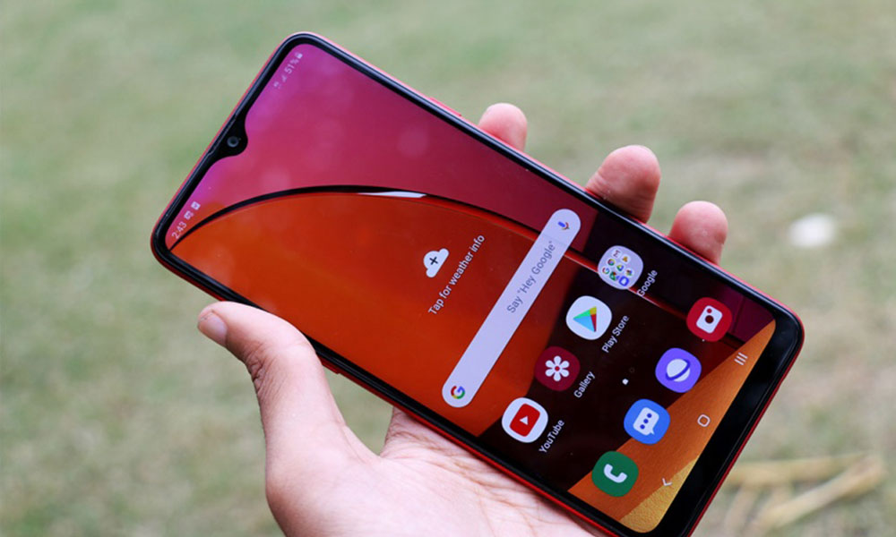 معایب نمایشگر سامسونگ گلکسی A20s