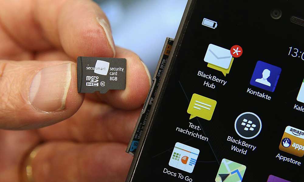 خالی کردن حافظه داخلی با کارت حافظه