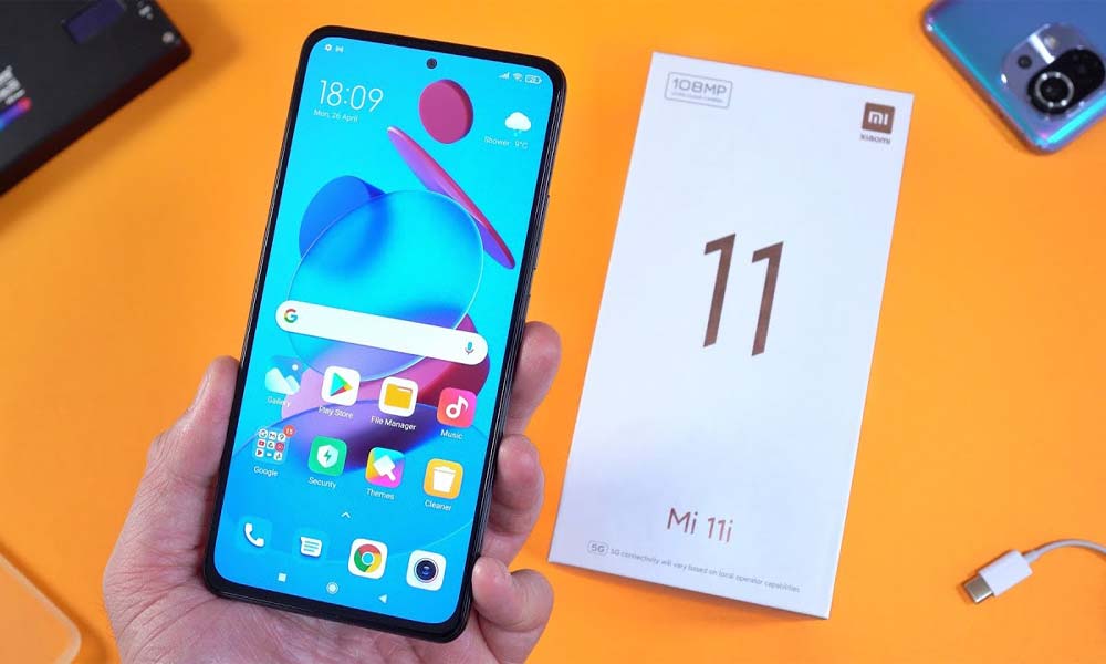 مقاییسه نمایشگر سری Mi 11