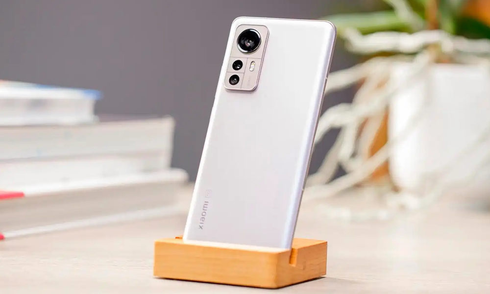 دوربین Xiaomi 12 در کنار Galaxy S21