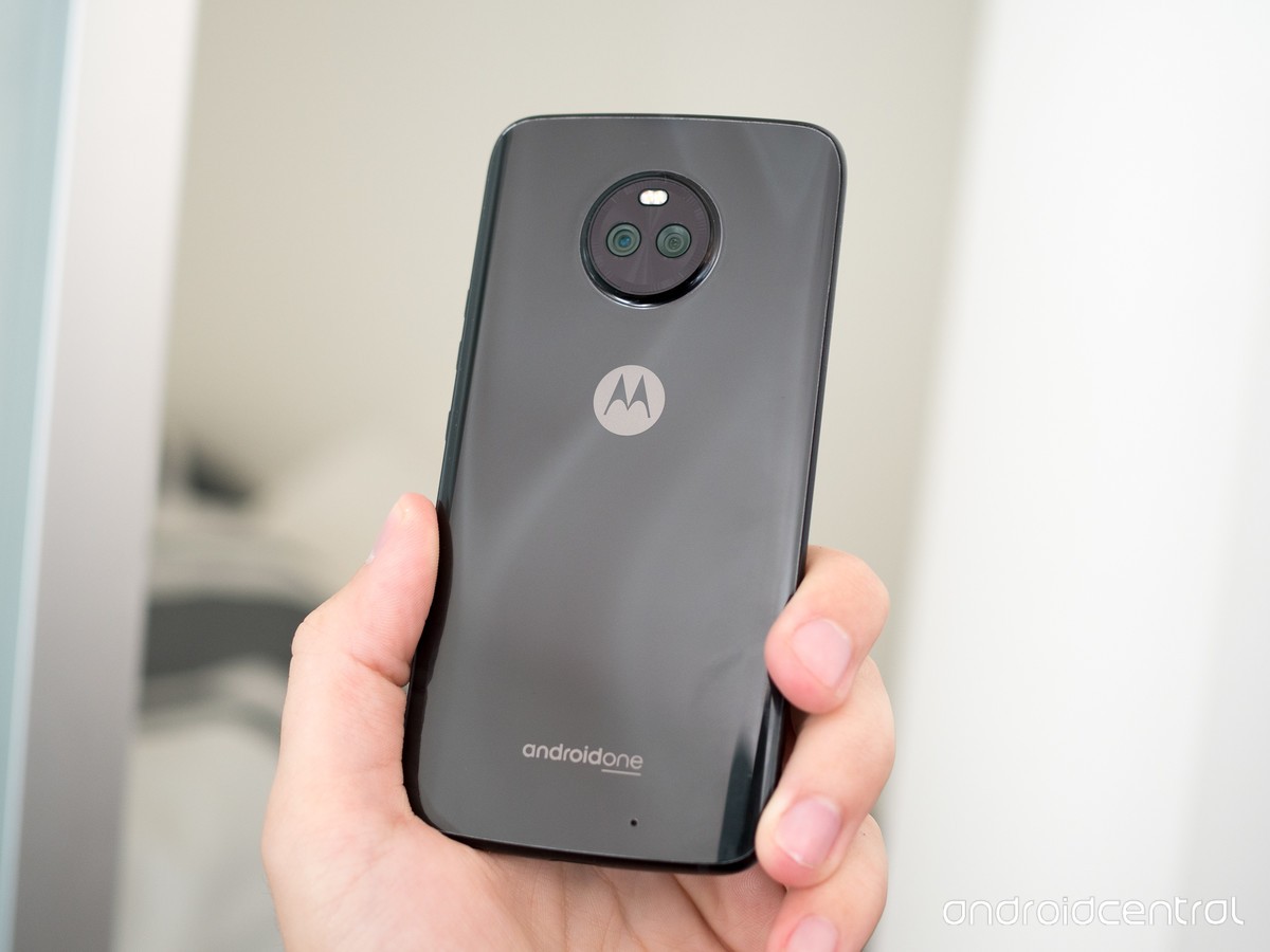 moto x4